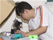 Bóng đá anh, ngoại hạng anh, lịch thi đấu euro 2012, Học sinh lớp 11 trường Ams đoạt HCĐ Olimpic Vật lý quốc tế 2010